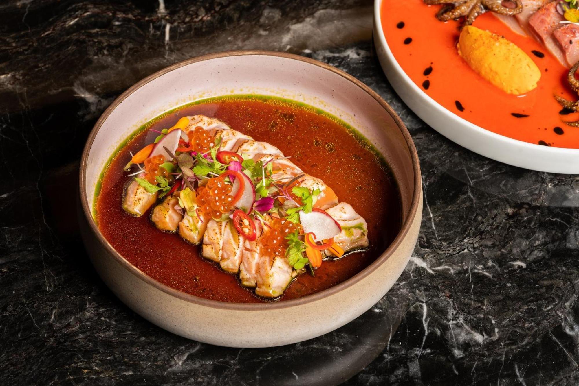 Anantara Siam Bangkok Hotel Kültér fotó A dish of abalones